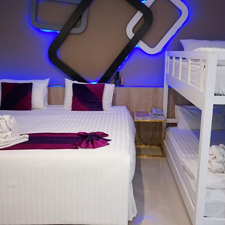 Hotel Phitsanulok United Esterno foto