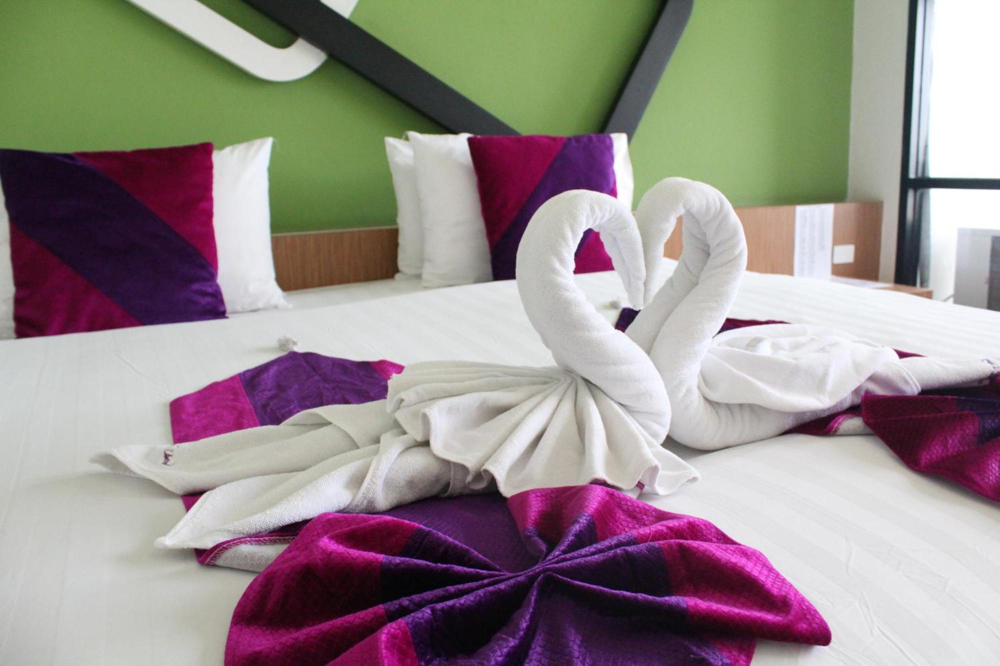 Hotel Phitsanulok United Esterno foto