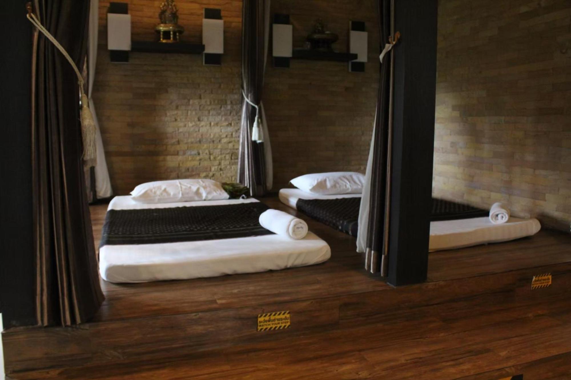 Hotel Phitsanulok United Esterno foto